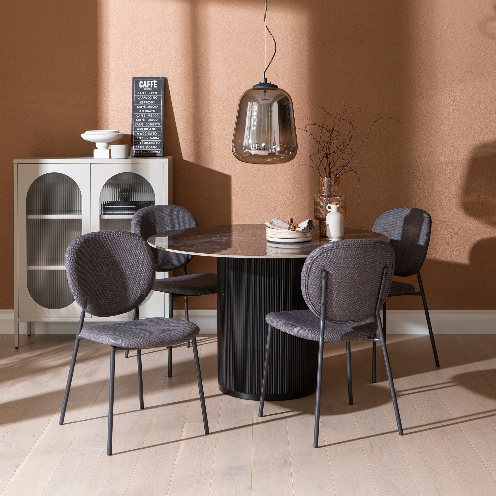 Kalida & Saga ruokailuryhmä 120cm neljälle